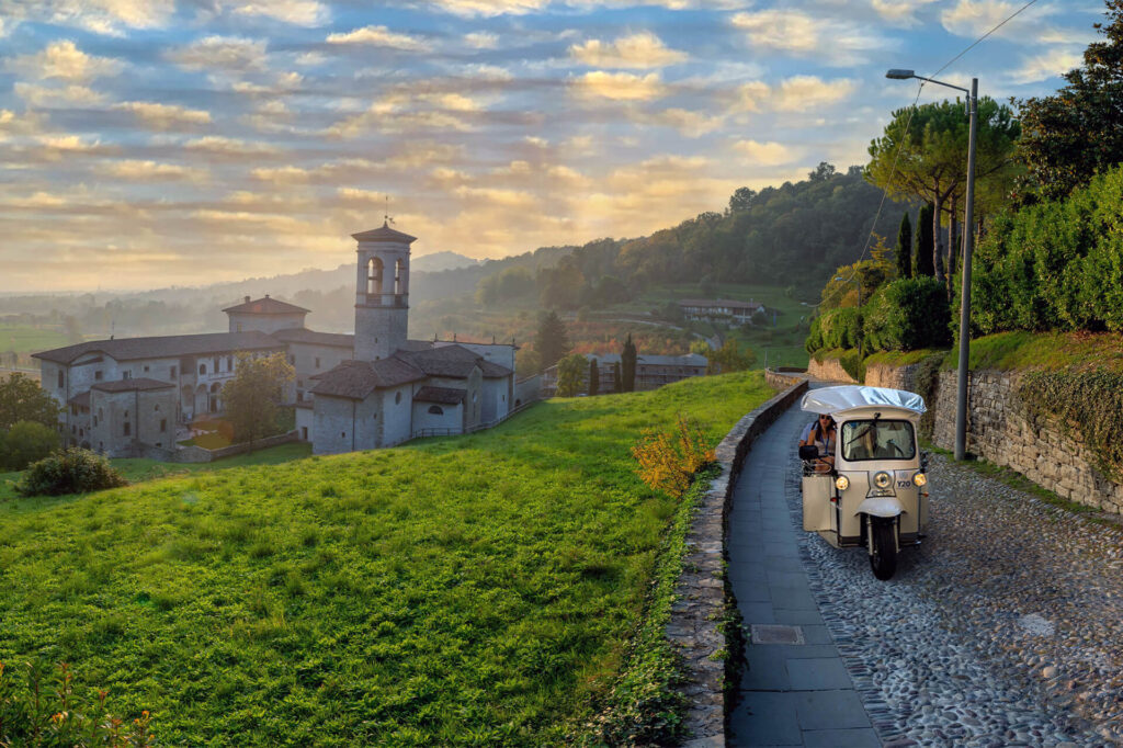 immagine tour colli tuktuk